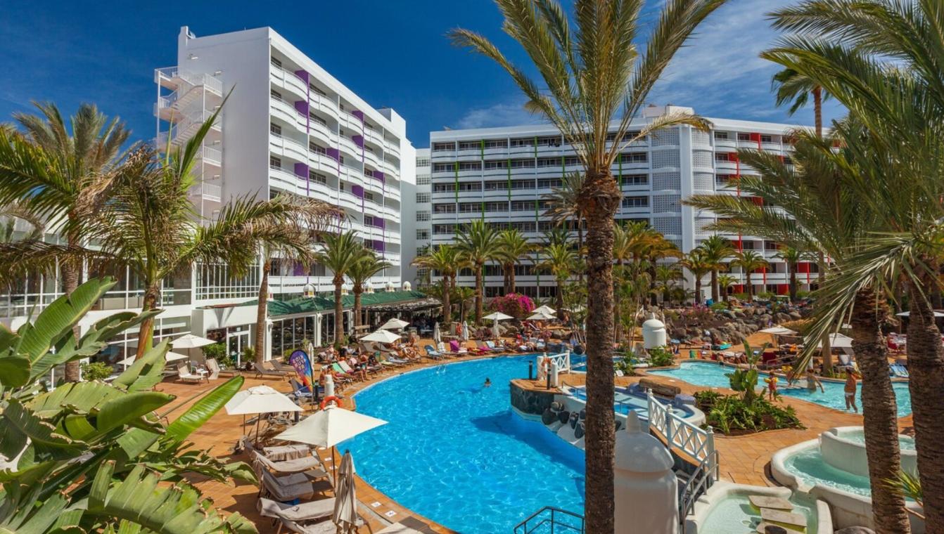 Gran Canaria mitten im Sommer: 6 Tage im TOP 4* Hotel mit Halbpension, Flug  u0026 Transfer für 486€ - Urlaubstracker.de