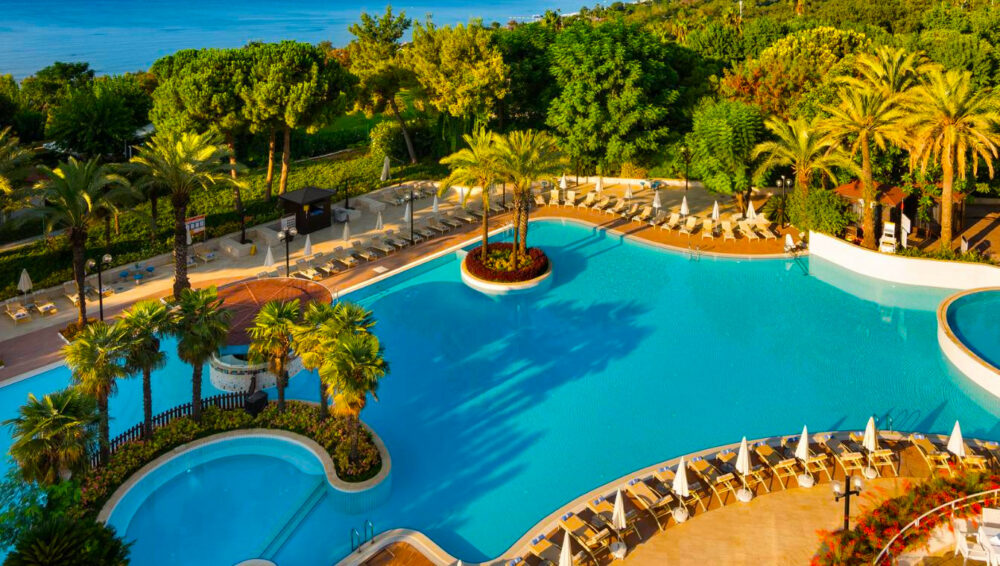 Türkei-Urlaub mit Stil: 6 Tage Antalya im TOP 5* Luxushotel am Strand
