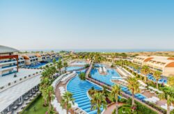 Luxus-Cluburlaub in der Türkei: 8 Tage im TOP 5* TUI MAGIC LIFE Jacaranda mit All Inclusive, ...