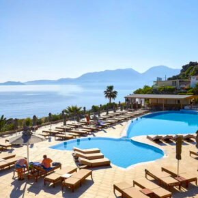 Kreta-Urlaub mit Stil: 6 Tage im 5* Resort am Strand mit All Inclusive & Flug nur 574€