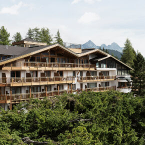 Verwöhnurlaub in Tirol: Reisegutschein für 4 Tage im TOP 4* Hotel mit Halbpension nur 254€