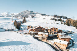 Frühlingsskifahren: 3 Tage übers Wochenende in Kaprun im TOP Bergdorf Zaglgut mit Frühstück a...