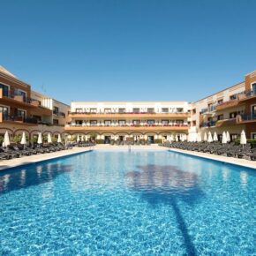 Auszeit in Portugal: 8 Tage im TOP 4* Hotel inkl. Frühstück, Flug & Transfer nur 483€ Auszeit in Portugal: 8 Tage im TOP 4* Hotel inkl. Frühstück, Flug & Transfer nur 483€