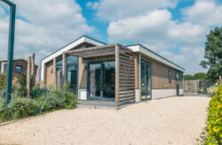 EuroParcs: 5 Tage in den Niederlanden mit eigenem Ferienhaus am See ab nur 73€ p.P.