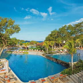 Karibisches Paradies: 10 Tage Costa Rica im TOP 5* Hotel mit All Inclusive, Flug, Transfer & Zug ab 2269€