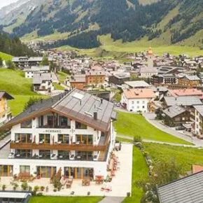 Gutschein für einen Österreich Kurzurlaub: 3 Tage im TOP 4* Hotel mit Halbpension & Wellness nur 152€