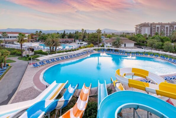 Euphoria Palm Beach Resort Poolbereich