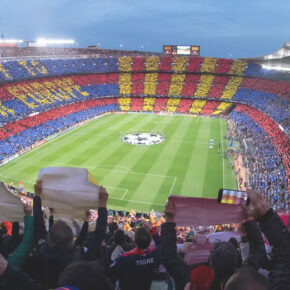 Fußballerlebnis in Barcelona: 3 Tage im guten 4* Hotel mit Frühstück, Flug & FC BCN Spiel ab 278€