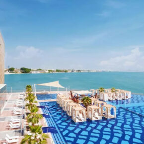 Luxusurlaub in Abu Dhabi: 6 Tage im TOP 5* Resort am Meer mit Halbpension, Flug & Transfer für 769€ Luxusurlaub in Abu Dhabi: 6 Tage im TOP 5* Resort am Meer mit Halbpension, Flug & Transfer für 769€