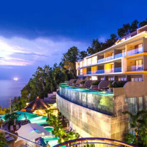 Honeymoon Thailand Kombi: 13 Tage Phuket & Khao Lak mit TOP 5* Resorts, Frühstück, Flug & Transfer ab 1345€
