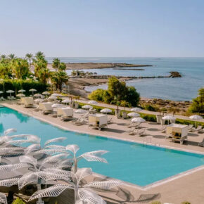 Erholung auf Zypern: 6 Tage auf Zypern im TOP 5* Hotel inkl. Halbpension, Flug & Transfer nur 371€