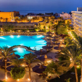 Luxus zum Schnäppchenpreis: 8 Tage Ägypten im TOP 4* Resort am Meer mit All Inclusive, Flug & Transfer nur 389€