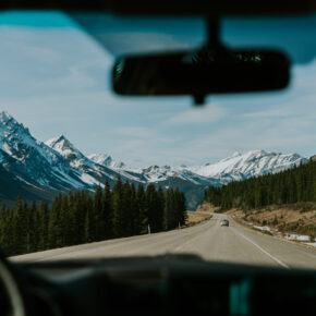 Ab in die kanadischen Rockies: 13 Tage Mietwagenrundreise durch Alberta inkl. Hotels ab 999€