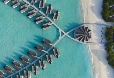 Overwater Villa mit Pool: 9 Tage Luxus auf den Malediven im TOP 5* Mövenpick Resort mit Frühs...