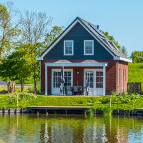 Urlaub am Wasser in den Niederlanden: 4 Tage Watervilla mit Sauna am IJsselmeer ab 191€ p.P.