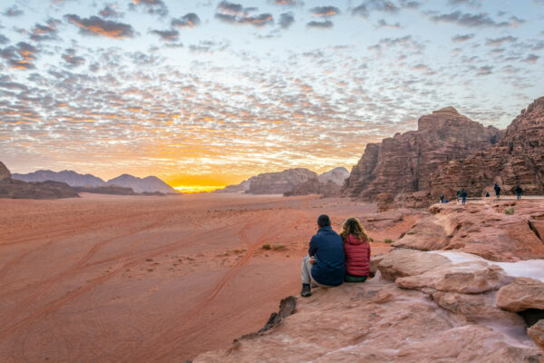 jordanien-wadi-rum-wueste-panorama-berge