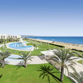 Strandurlaub in Tunesien: 7 Tage inkl. TOP 4* Hotel, Halbpension, Flug & Transfer nur 471€ Strandurlaub in Tunesien: 7 Tage inkl. TOP 4* Hotel, Halbpension, Flug & Transfer nur 471€
