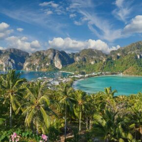Thailand-Rundreise: 17 Tage Phuket Inselhopping mit 4* Hotels, Frühstück, Flug, Transfers & Weiterem für nur 1799€ Thailand-Rundreise: 17 Tage Phuket Inselhopping mit 4* Hotels, Frühstück, Flug, Transfers & Weiterem für nur 1799€