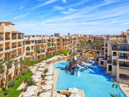 Pool des Steigenberger Aqua Magic Hotels in Hurghada