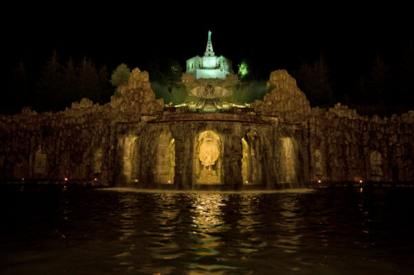 Kaskaden beleuchtete Wasserspiele Kassel