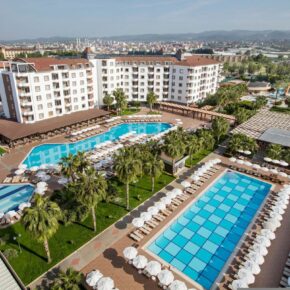 Zum Schnäppchenpreis in die Türkei: 6 Tage im TOP 5* Hotel mit All Inclusive Plus, Flug & Transfer nur 466€