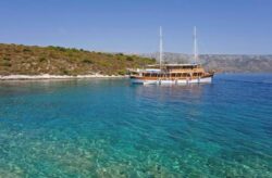 Kroatien: 8 Tage Blaue Reise mit dem Motorsegler an der Adriaküste inkl. Halbpension & E...
