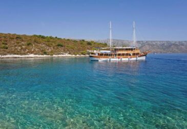 Kroatien: 8 Tage Blaue Reise mit dem Motorsegler an der Adriaküste inkl. Halbpension & E...