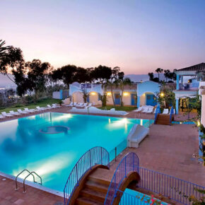 Traumhafte Insel Sardinien: 6 Tage im TOP 4* Hotel in Strandnähe mit Halbpension & Flug nur 498€