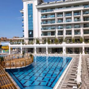 Türkei: 6 Tage im TOP 5* Hotel mit All Inclusive, Flug, Transfer & Extras für nur 347€ Türkei: 6 Tage im TOP 5* Hotel mit All Inclusive, Flug, Transfer & Extras für nur 347€