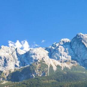 Wellness mit Blick auf die Zugspitze: 2 Tage im 5* Romantik Alpenhotel Waxenstein inkl. Frühstück nur 89,50€