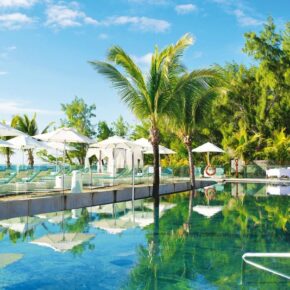 FTI-Geburtstagsaktion: 9 Tage Mauritius im TOP 5* Radisson Resort mit Vollpension, Flug, Transfer & Zug ab 1572€