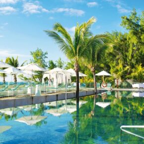 FTI-Geburtstagsaktion: 9 Tage im TOP 5* Radisson Resort mit Vollpension, Flug, Transfer & Zug ab 1572€ FTI-Geburtstagsaktion: 9 Tage im TOP 5* Radisson Resort mit Vollpension, Flug, Transfer & Zug ab 1572€