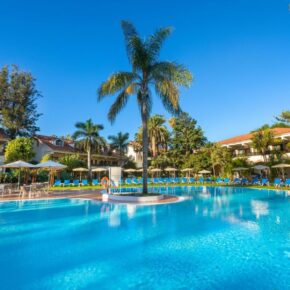 Last-Minute Kanaren: 8 Tage auf Teneriffa mit gutem 4* Hotel inkl. Halbpension, Flug, Transfer & Zug nur 469€