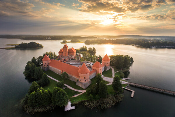 Litauen Trakai Wasserburg