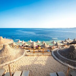Strandurlaub in Ägypten: 8 Tage ins 4* Resort mit All Inclusive, Flug & Transfer nur 487€