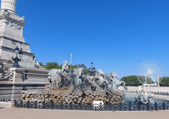 frankreich-bordeaux-brunnen-monument-aux-girondins-min