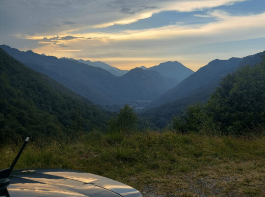 frankreich-pyrenäen-berge-roadtrip-min