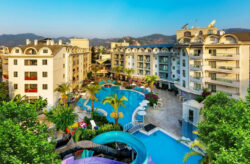 Rundum-sorglos-Paket in der Türkei: 9 Tage im sehr guten 4* TUI SUNEO Hotel mit All Inclusive...