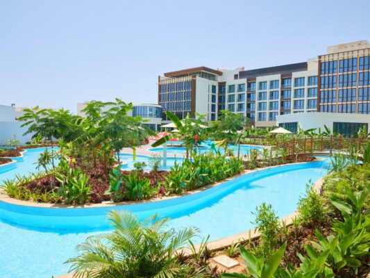 Hotelgelände des Millennium Resort Salalah