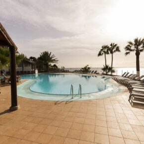 Fuerteventura Cluburlaub: 7 Tage im ROBINSON Club mit All Inclusive, Flug, Transfer & Zug ab 922€