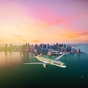 Günstiger reisen mit den Flug Angeboten von Qatar Airways: Ab 499€ nach Ras al Khaimah & anderen TOP Reisezielen fliegen