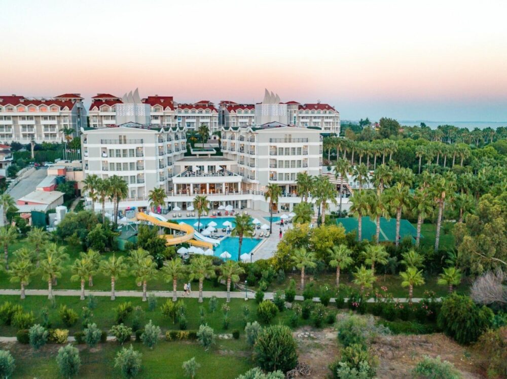 hotel-royal-atlantis-beach-tuerkei-aussenansicht