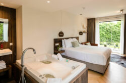 Niederlande: 3 Tage auf Ameland im TOP 4* Hotel mit Deluxe-Suite inkl. Whirlpool ab 179€