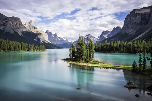 See im Jasper Nationalpark in Kanada, Alberta