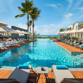 Mauritius-Luxus: 13 Tage Inselurlaub im sehr guten 5* Resort inkl. Halbpension & Extras für 1875€