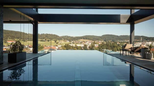 hotel-freigold-rooftop-pool-oesterreich