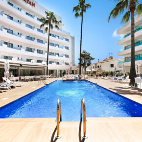 Mallorca Urlaub: 7 Tage Playa de Palma ins 3* Hotel mit Frühstück & Flug für nur 241€