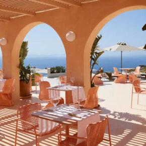 Essensbereich mit Ausblick des Collini Villas Mykonos