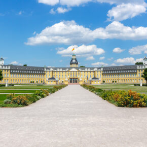 Karlsruhe Burg Königspalast Barockbaustadt Deutschland