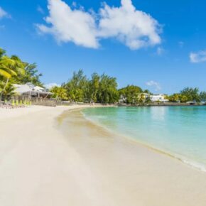 Traum von Mauritius: 9 Tage im TOP 4* Hotel inkl. Halbpension, Flug & Transfer ab 1240€